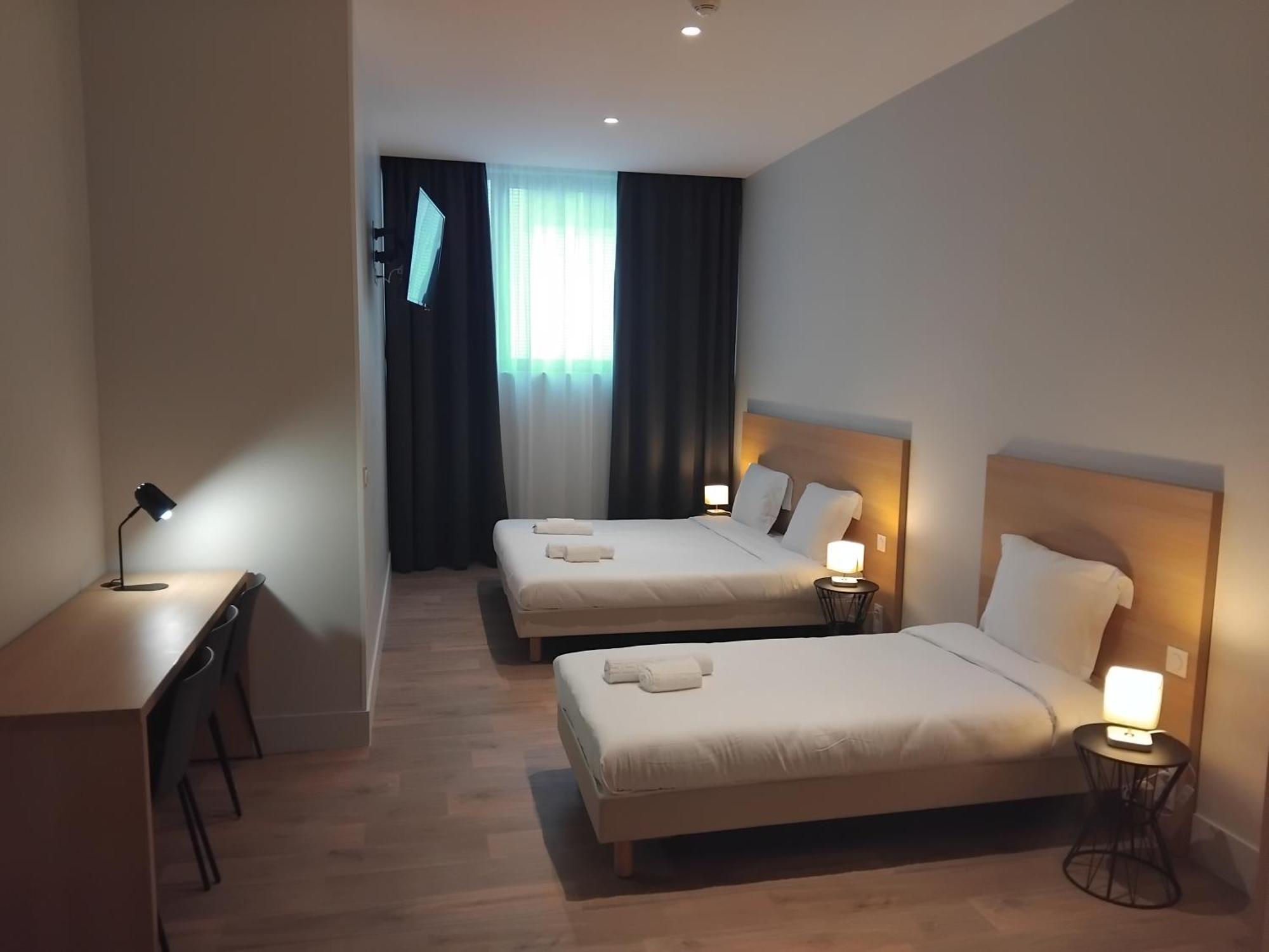 Appart'Hotel Residis Paray Orly Bagian luar foto